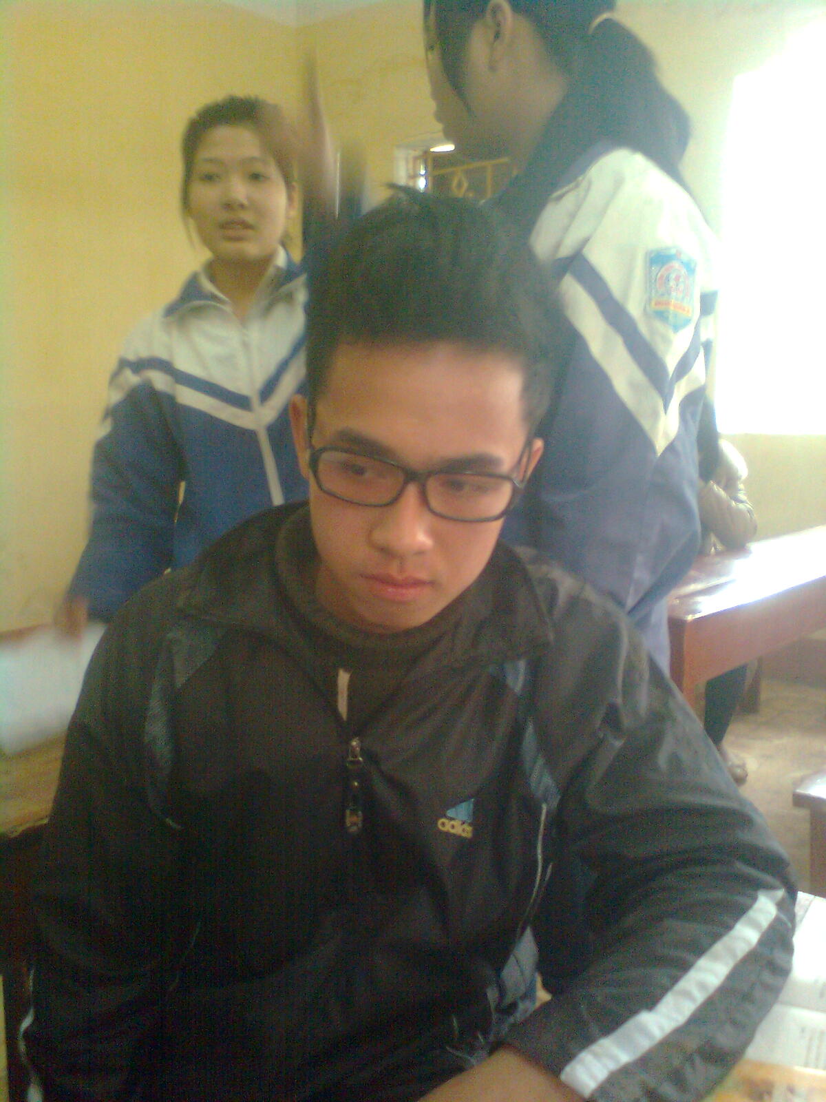 Thay hoang tin nek. Haha.